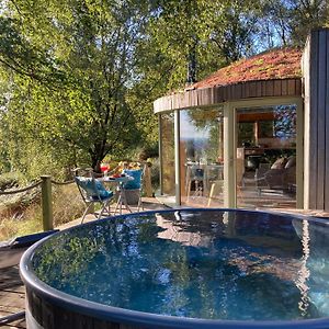 Craigmaddie Muir Roundhouse With Hot Tub Romantic, Luxury, Rural Stay For 2 Near Milngavie Глазго Exterior photo