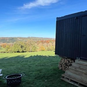 Offgrid Tiny Home W/ Spectacular View Of Cotswolds Челтнем Exterior photo