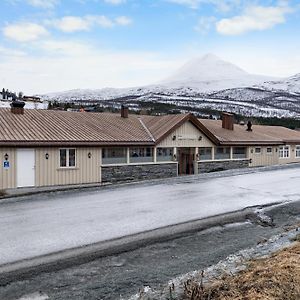 Готель Lyngseidet Gjestegard As Exterior photo