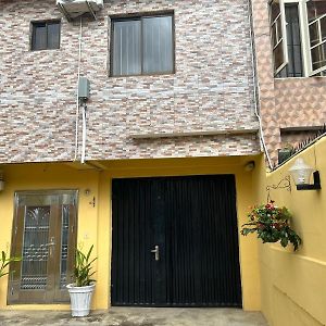 Home Away From Home In Gowon Estate, Ipaja Лаґос Exterior photo