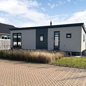 Awesome Home In Scherpenisse With Wifi Exterior photo