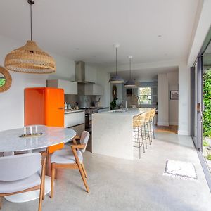 Guestready - Modern Villa In Glenageary Дублін Exterior photo