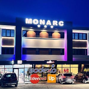 Monarc Boutique Aparthotel - Self Check-In Ясси Exterior photo