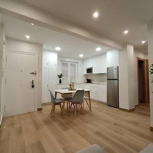 Апартаменти Apartamento En Більбао Exterior photo