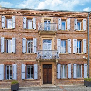 Вілла Mansion With Swimming Pool Buzet-sur-Tarn Exterior photo