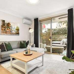 Апартаменти 8 Mins From Sydney Airport! 1Br With Courtyard Exterior photo