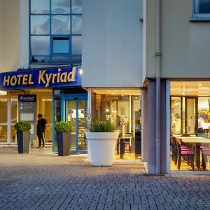 Готель Kyriad Montbeliard Sochaux Exterior photo