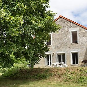 Вілла Maison Accueillante A Monthenault Avec Jardin Prive Exterior photo