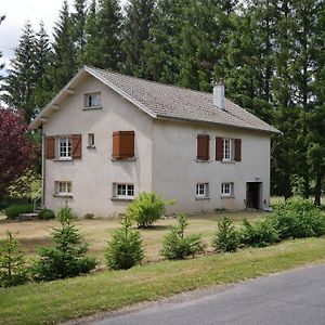 Вілла Maison Charmante Au Coeur Du Chambon Sur Lignon Avec Jardin Ле-Шамбон-сюр-Ліньон Exterior photo