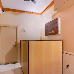 Готель Spot On Dream Night Lodging And Boarding Ulhasnagar Exterior photo