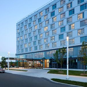 Готель Courtyard By Marriott Montreal Лаваль Exterior photo