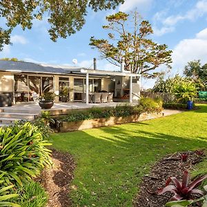 Harbourside Views - One Tree Point Holiday Home Exterior photo