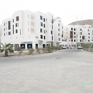 Апартаменти Near Alqurum Beach, Free Parking Маскат Exterior photo