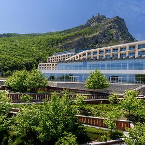 Qalaalti Hotel & Spa Ґалаалті Exterior photo