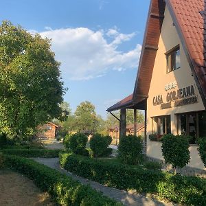 Готель Casa Gorjeana Complex Agroturistic Pestisani Exterior photo