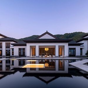 Готель Blossom House Shaoxing Shangyu Exterior photo