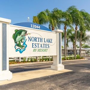 Готель North Lake Estates Moore Haven Exterior photo