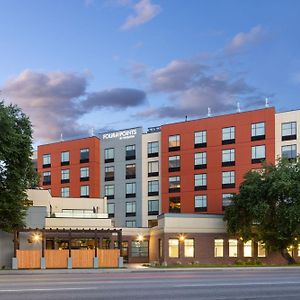 Готель Four Points By Sheraton Penticton At The Convention Centre Exterior photo