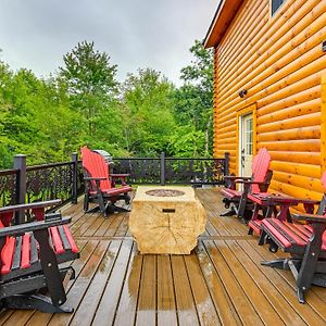 Spacious Cabin With Game Room And Fire Pit! Адамс Exterior photo