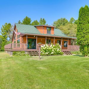 Вілла Michigan Cabin With On-Site Fishing Pond And Deck Mio Exterior photo