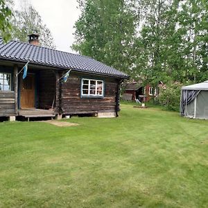 Stuga Cottage Grangaerde 30 Minuter Fran Romme Exterior photo