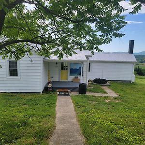 Thomas Cottage At Angel Acres Fincastle Exterior photo