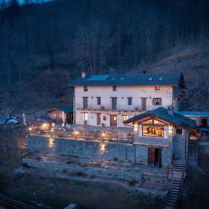 Апарт готель Locanda Il Campo Della Quercia San Damiano Macra Exterior photo