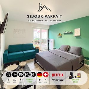 Апартаменти Studio Le Marechal - Pres Frontiere Et Netflix Унінг Exterior photo