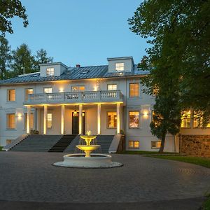 Готель The Manor Sports & Spa Torva Exterior photo