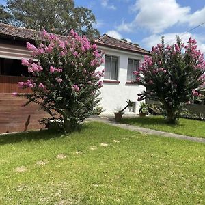 Bed and Breakfast Mjed House Australia Ingleburn Exterior photo