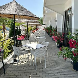 Hotel Aqua Кирджалі Exterior photo