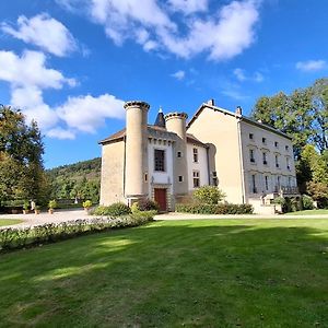 Готель Chateau De Maillat Exterior photo