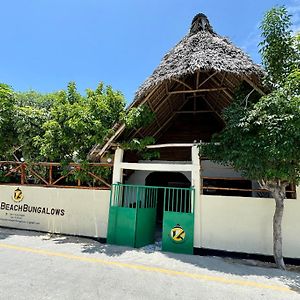 Zanz 14 Beach Bungalows Нунгві Exterior photo