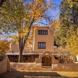 Sagebrush Inn & Suites Таос Exterior photo