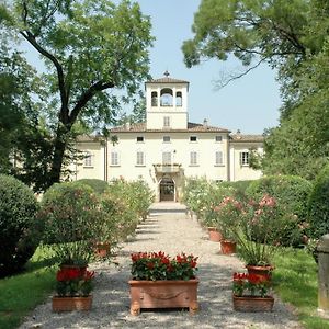 Вілла Casa Nella Campagna Parmigiana. Ponte Taro Exterior photo