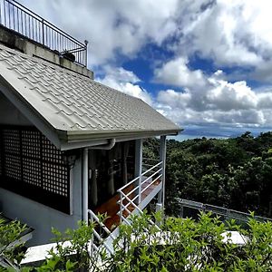 Апартаменти Cabin With Taal View And Netflix Tagaytay City Exterior photo