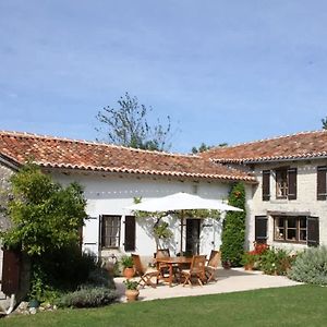 Вілла La Cotte Remote House For Family Getaway In Perigord Nanteuil-Auriac-de-Bourzac Exterior photo