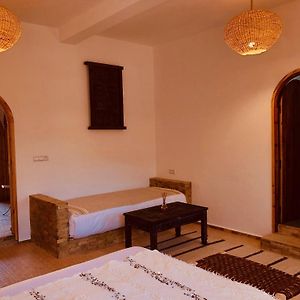 Bed and Breakfast Kasbah Isfoula And Spa Айт-Бен-Хадду Room photo