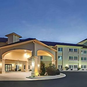 Comfort Inn & Suites Verona At Turning Stone Resort Casino Верона Exterior photo