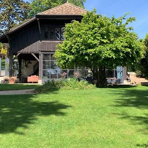 'Le Petit Clos Suites'- Charming Getaway On Leman Lake Ньйон Exterior photo