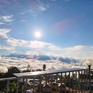 Готель Tae Khob Fah At Phu Thap Buek Lom Kao Exterior photo