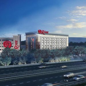 The Rose Gaming Resort Дамфріс Exterior photo