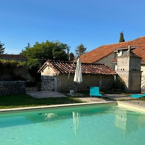 Вілла Grande Maison Restauree Avec Piscine Privative, Au Coeur De La Campagne Du Perigord Vert - Fr-1-616-304 Saint-Paul-Lizonne Exterior photo