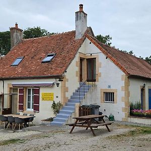 Апартаменти Le Coeur Du Moulin Saint-Aubin-le-Monial Exterior photo