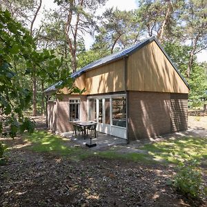 Вілла Nice Bungalow In A Car-Free Park Vlierden Exterior photo