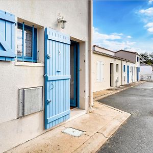 Cozy Home In Saint-Georges-Doleron With Wifi Exterior photo