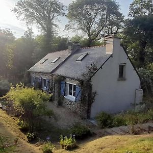 Вілла Maison De Campagne Pres Du Lac Saint-Gelven Exterior photo