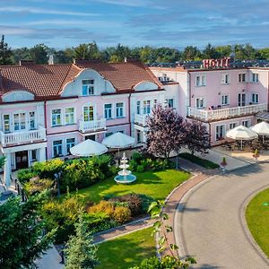 Hotel Arkadia Royal Варшава Exterior photo