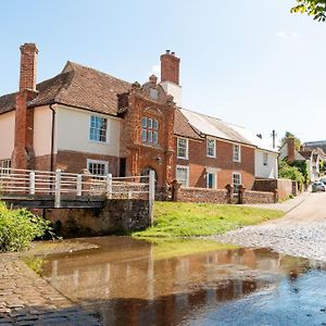 Вілла River House Kersey Exterior photo