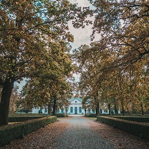 Готель Palac Sieniawa Сінява Exterior photo